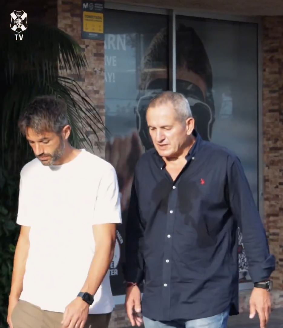 Charla entre Aitor Sanz y Toño Hernández (Captura de vídeo)