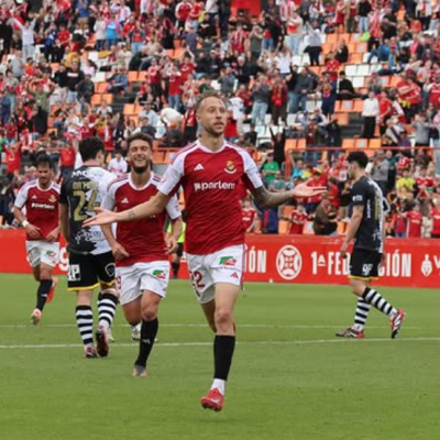 Víctor Narro celebrando un gol con el Nástic de Tarragona (@victornarro)