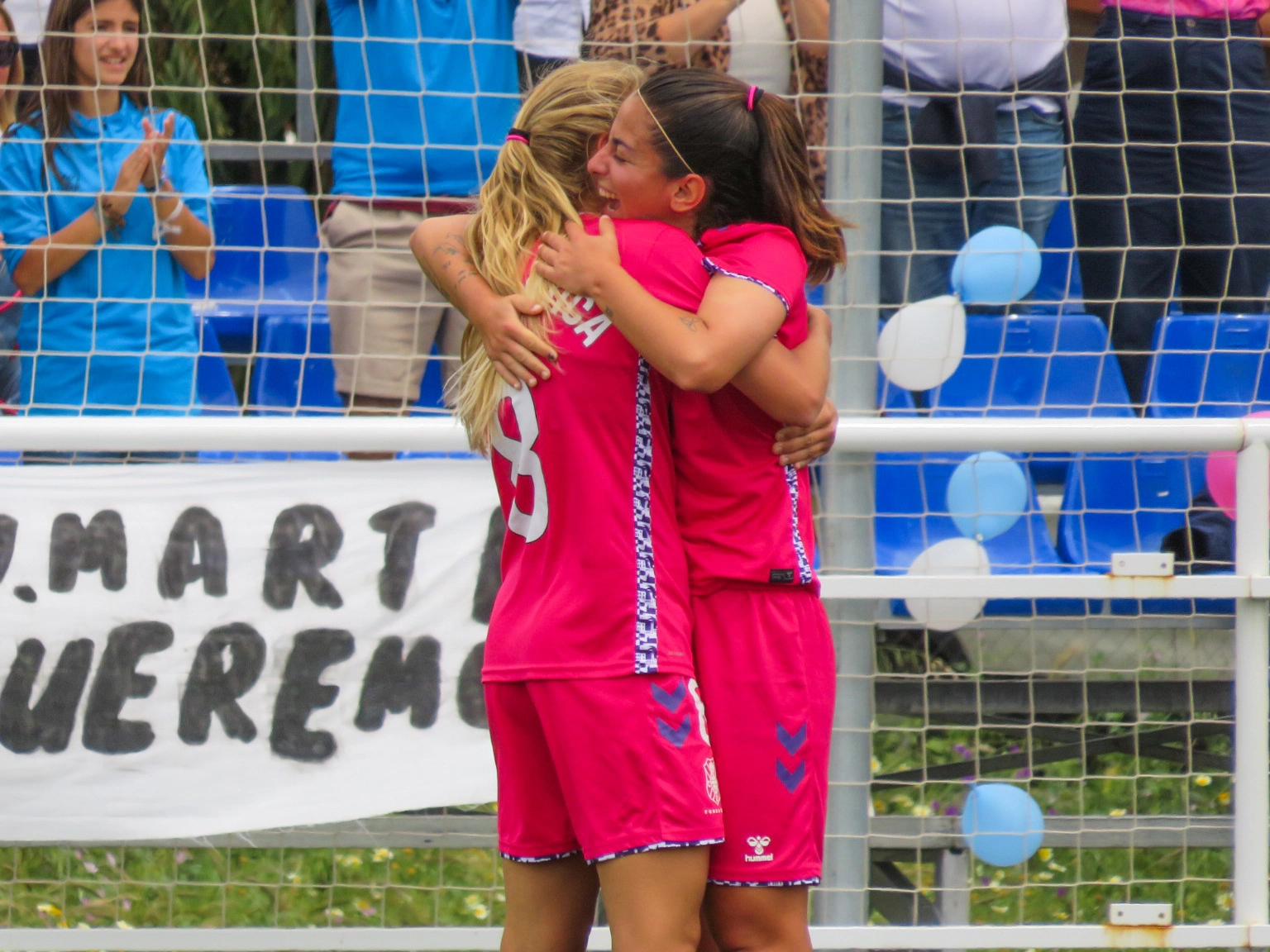 Celebración de un gol del Tenerife (CD Tenerife)