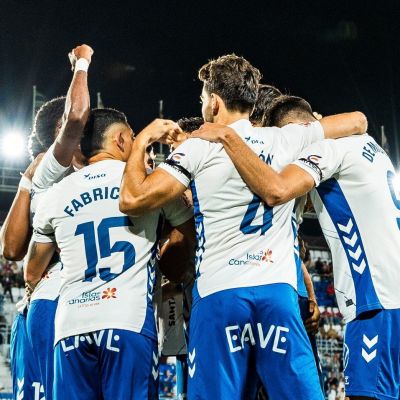 Celebración de uno de los goles al Celta Fortuna (CD Tenerife)