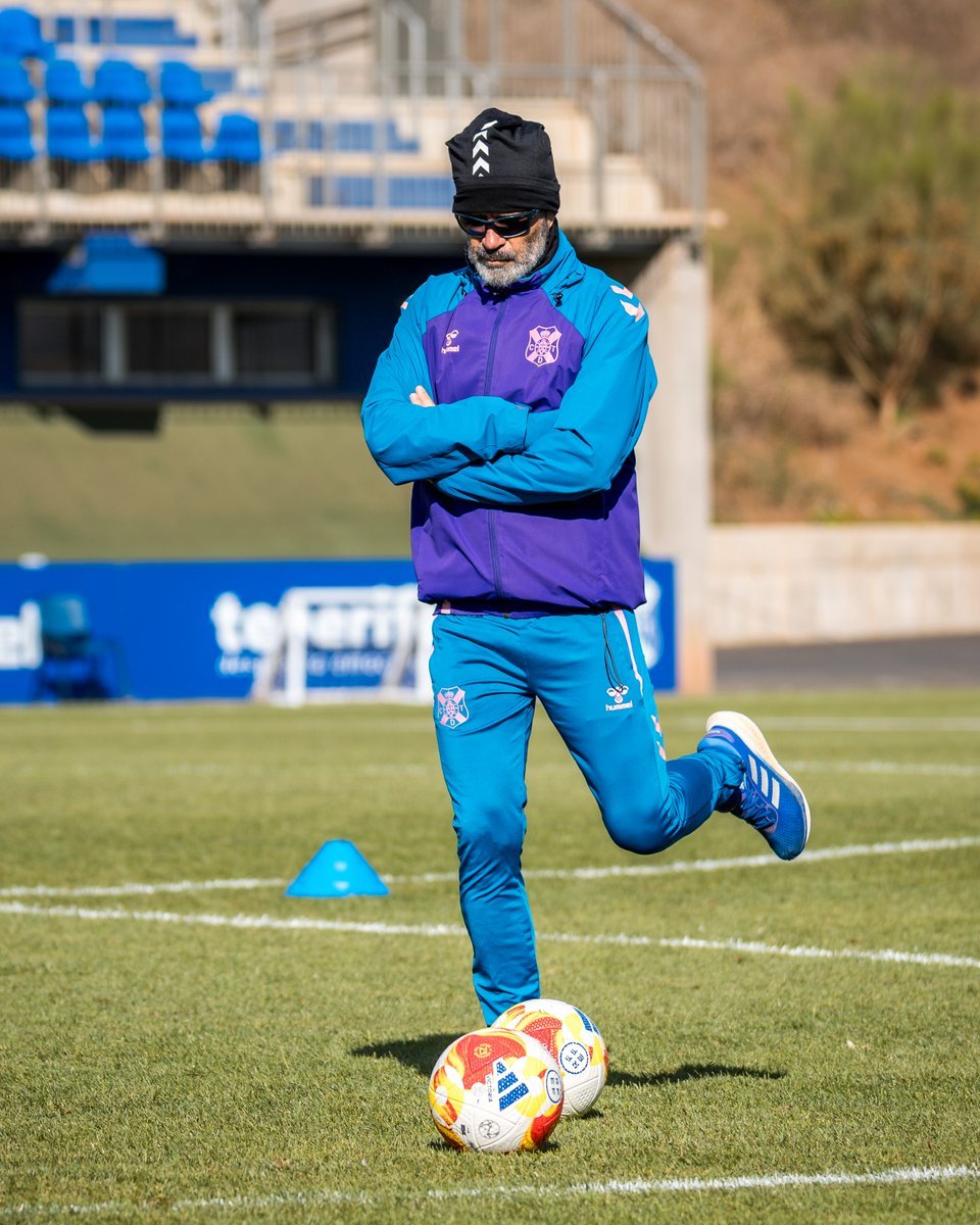 Cervera durante un entrenamiento (CD Tenerife)