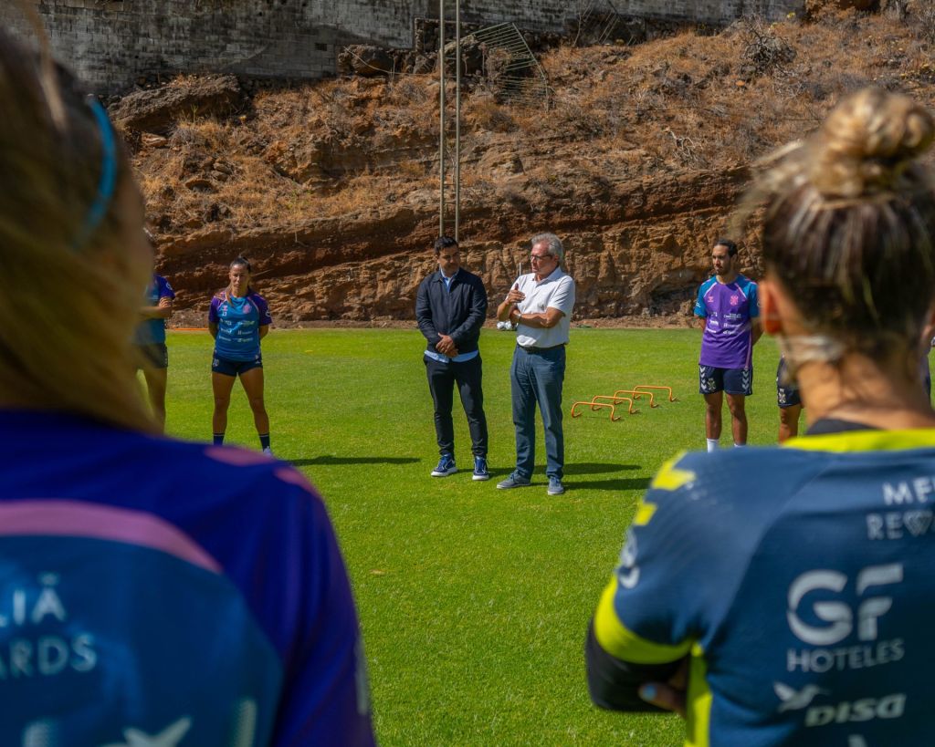 Visita de Rayco García al Mundialito (CEDIDA)|Visita de Rayco García al Mundialito (CEDIDA)