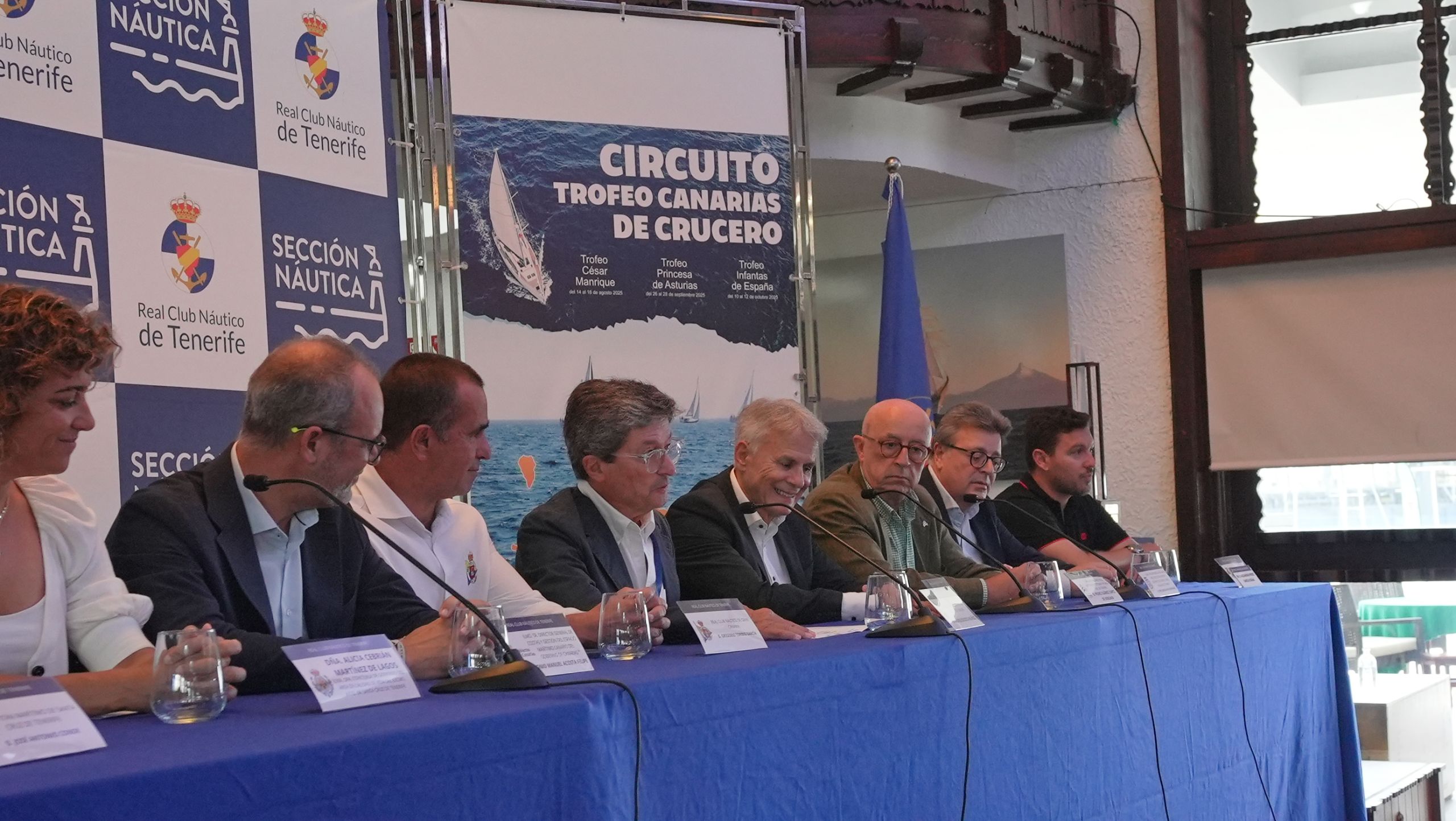 Momento de la presentación. (RCNT)