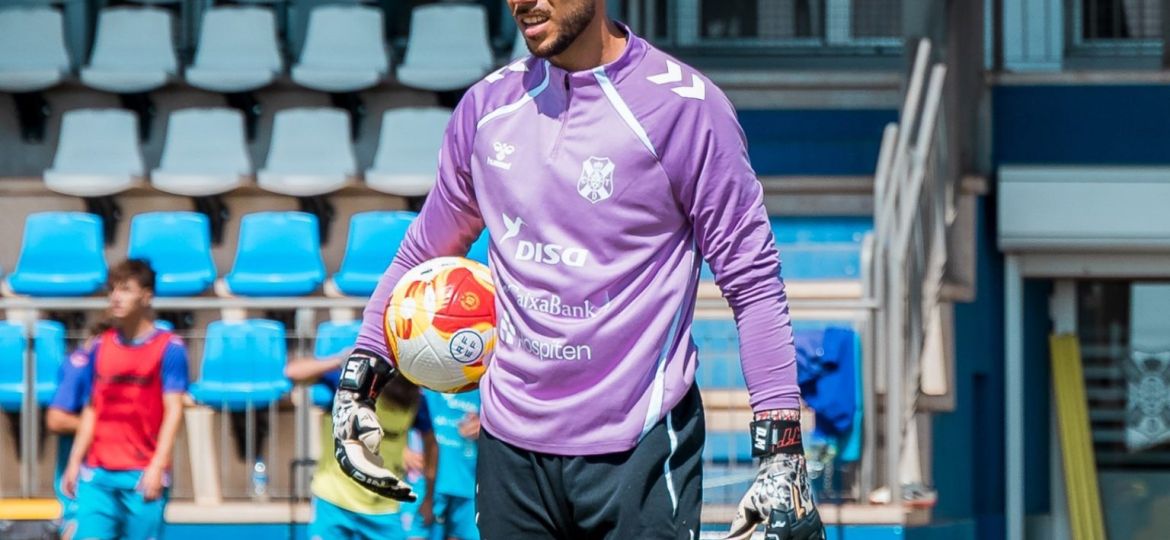 Dani Martín en la Ciudad Deportiva (CD Tenerife)