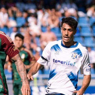 David Rodríguez ante el Oviedo (CD Tenerife San Acosta)|David Rodríguez ante el Oviedo (CD Tenerife San Acosta)