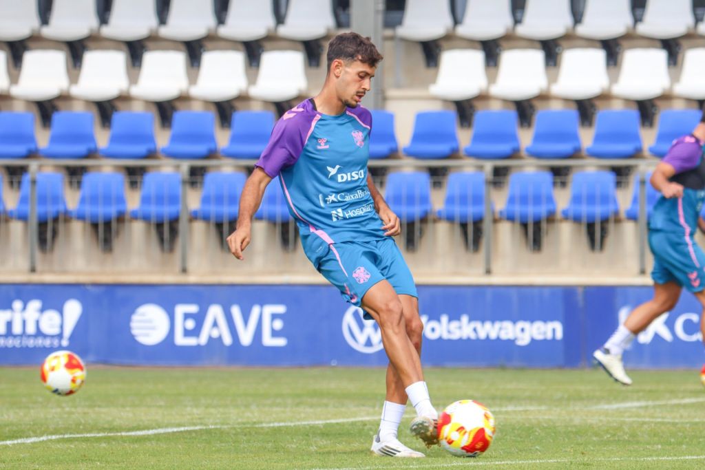 David Rodríguez en un entrenamiento (CD Tenerife)