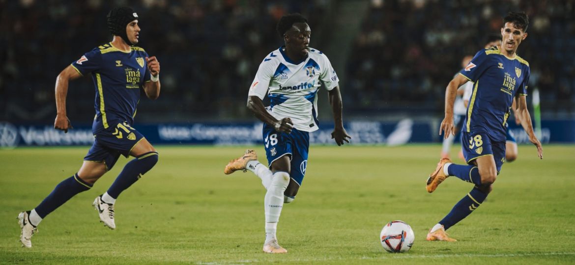 Diarra durante el partido contra el Málaga (CD TENERIFE)