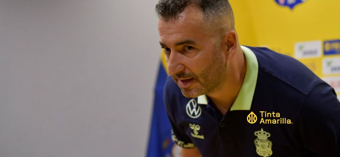 Diego Martínez (C. TORRES / TINTAAMARILLA)
