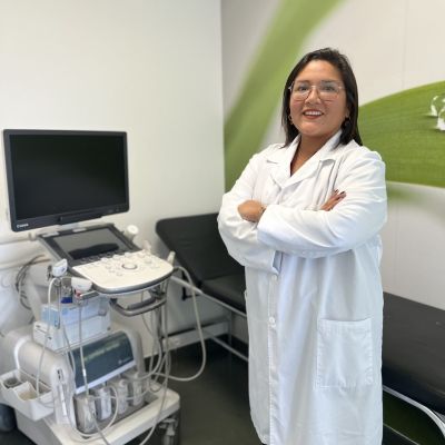 La Dra. Katherine Bustamante (CEDIDA)