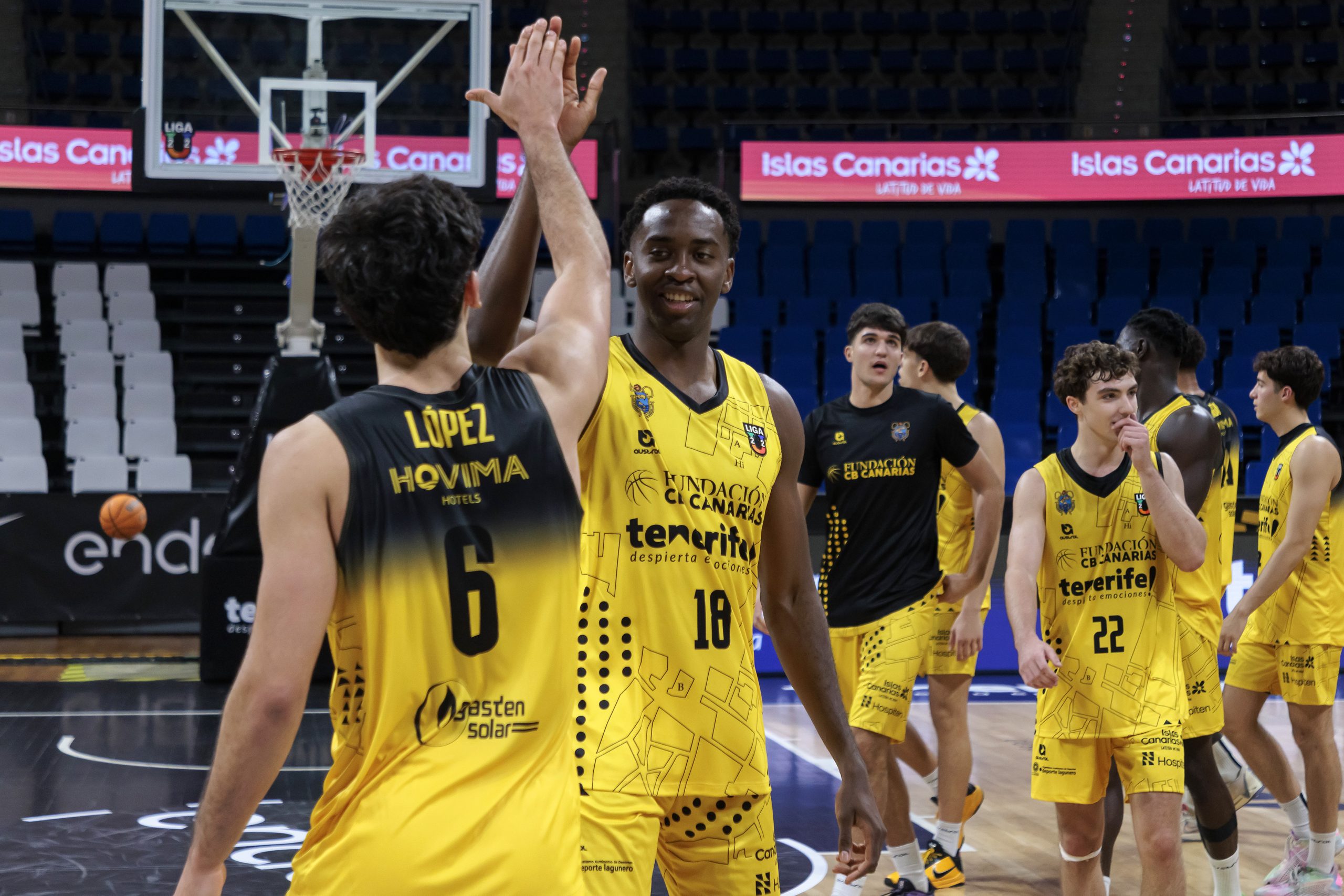 Jugadores del Fundación CB Canarias (CBCANARIAS.NET).