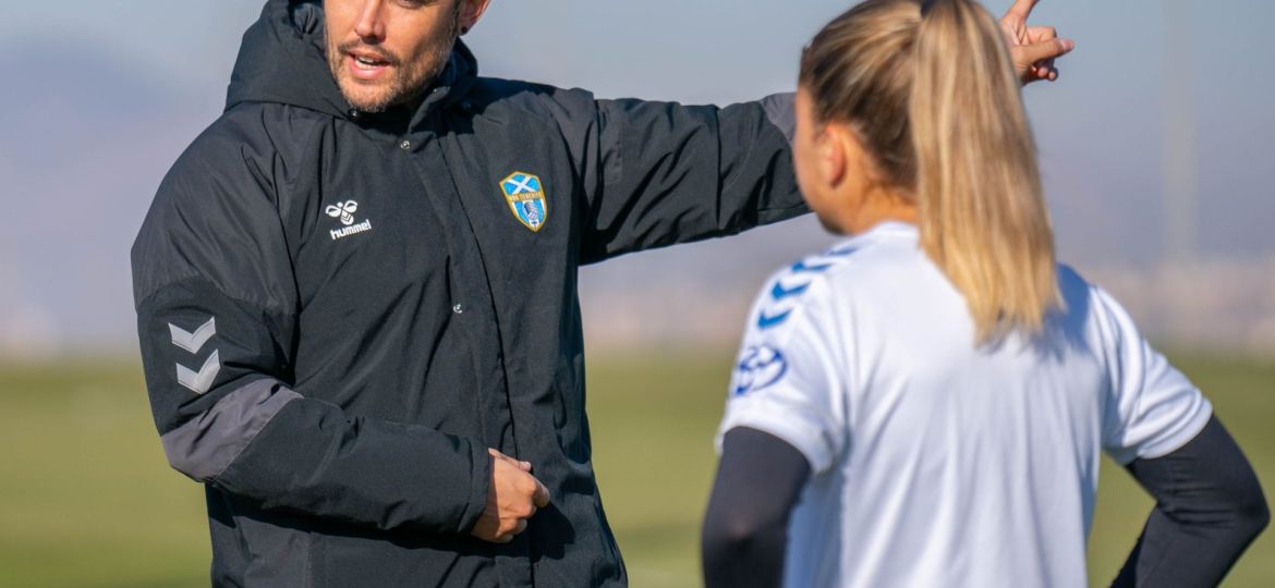 Éder Maestre (UD COSTA ADEJE)