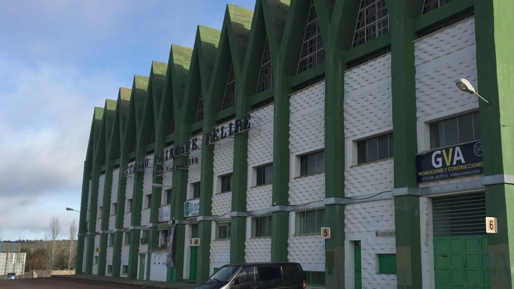 El Estadio Príncipe Felipe (CP Cacereño)