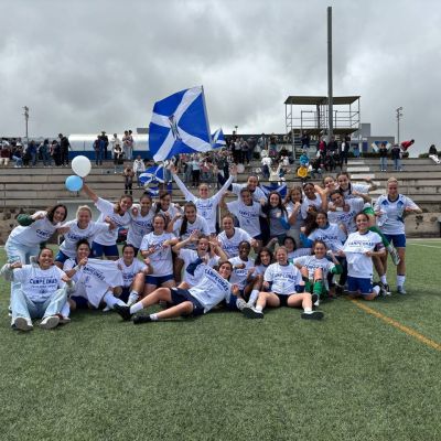 El Fundación CD Tenerife B celebrando el título liguero (CDTFundacion)