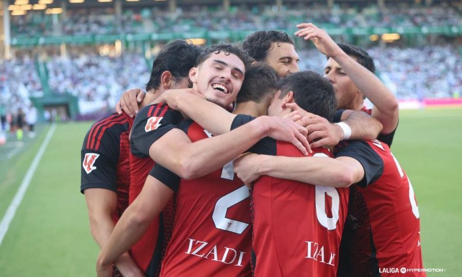 El Mirandés celebra un gol (LaLiga)