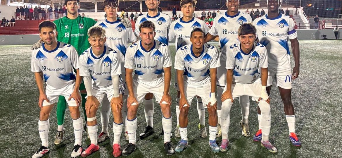 El Tenerife C en la ida ante la UD Icodense (@CdtCantera)