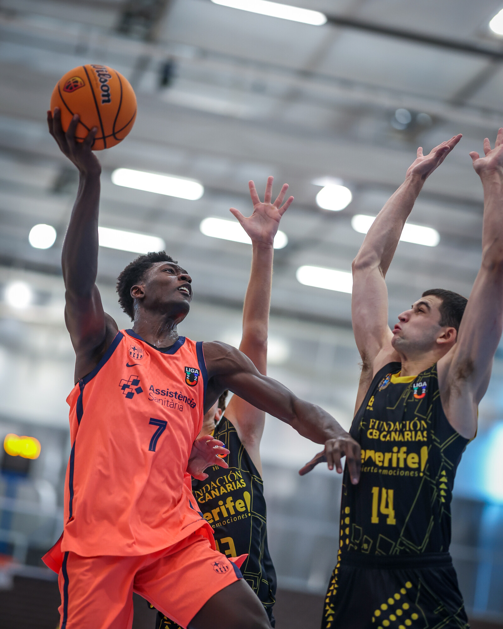 El filial U22 cae en su visita al líder Barça Altétic (Joan Vidal / ACB Photo)