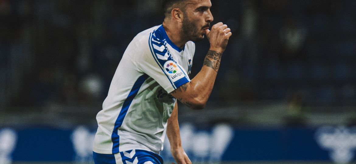 Elady Zorrilla celebra un gol en el Heliodoro (CD TENERIFE)