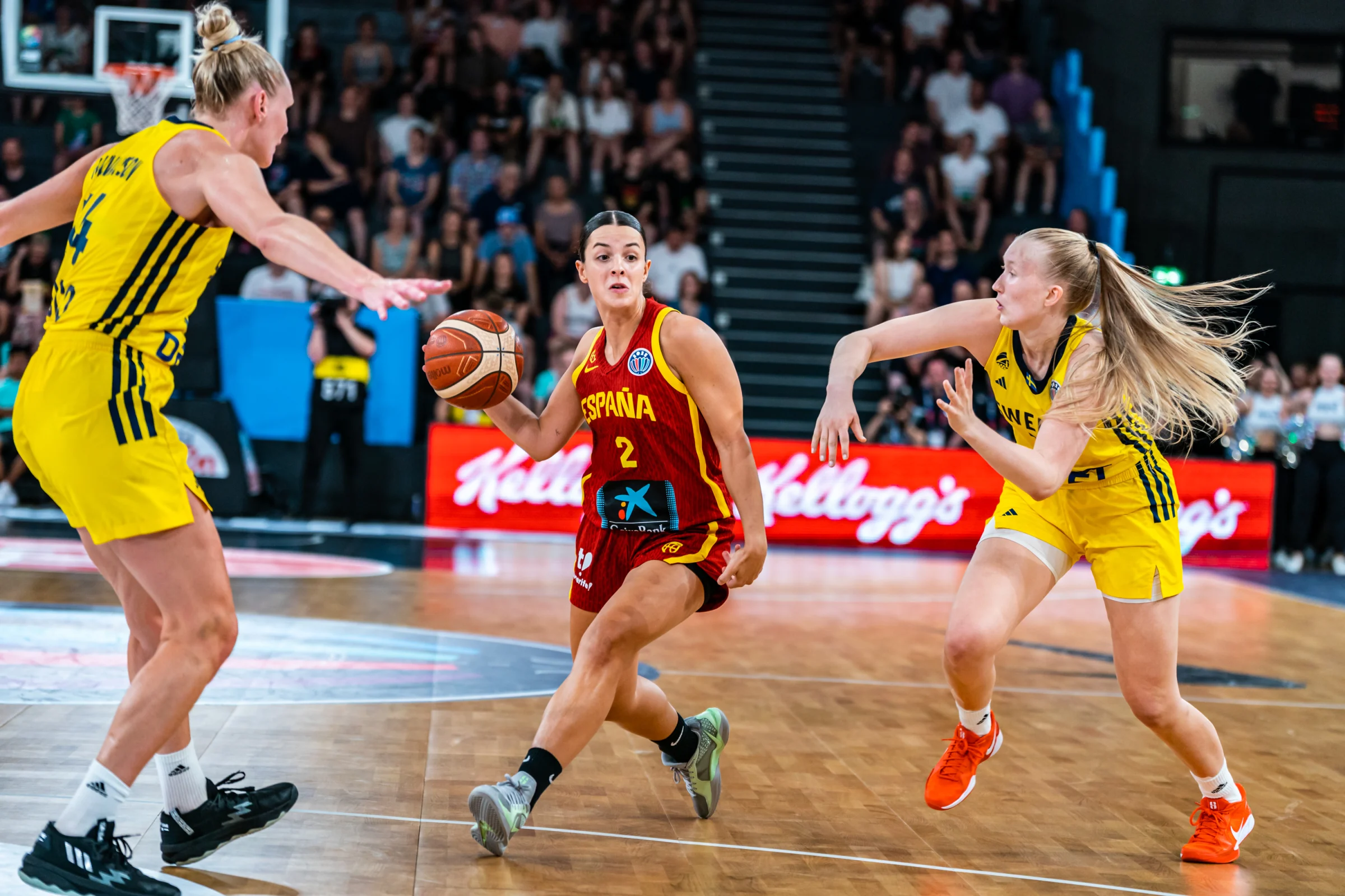 Elena Buenavida contra Suecia (FIBA)