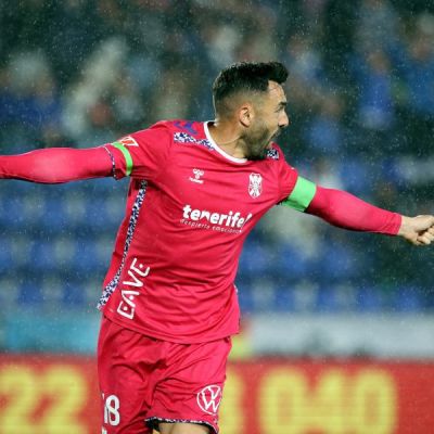 Enric Gallego celebra el gol de León (LA LIGA)