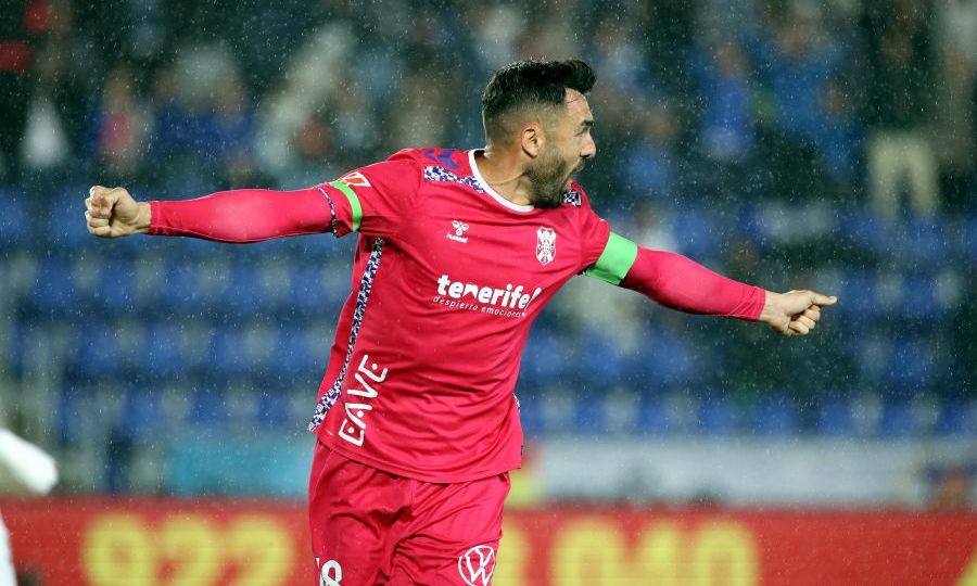 Enric Gallego celebra el gol de León (LA LIGA)