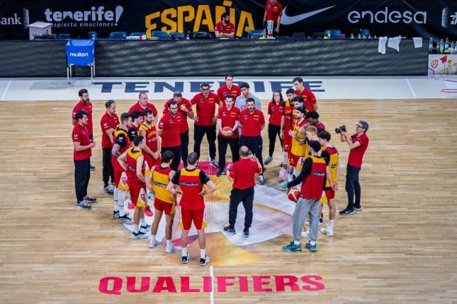 Entrenamiento de España en el Santiago Martín (FEB)