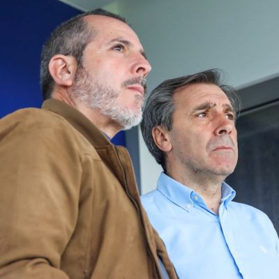 Felipe Miñambres junto a Sesé Rivero (CD Tenerife)