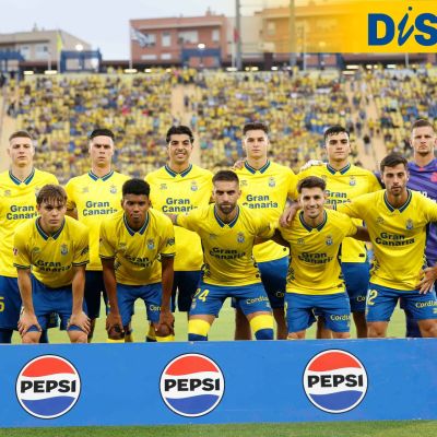 Foto del once amarillo frente a la Real Sociedad B (@UDLP_Oficial)