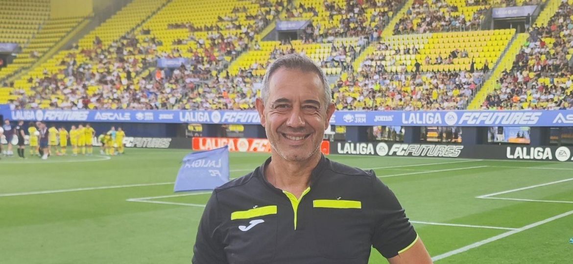 Pérez Lima en el Estadio de la Cerámica (@PrezLima)|Todos los libros de Pérez Lima (@PrezLima)