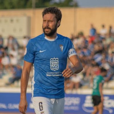 Germán Sánchez jugando con el San Fernando (@6germansanchez)