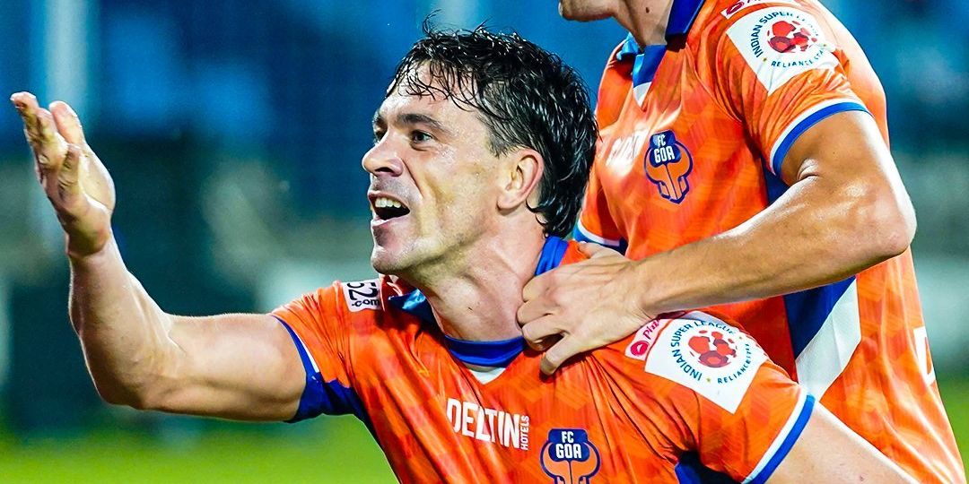 Guarrotxena tras marcar (@IndSuperLeague)