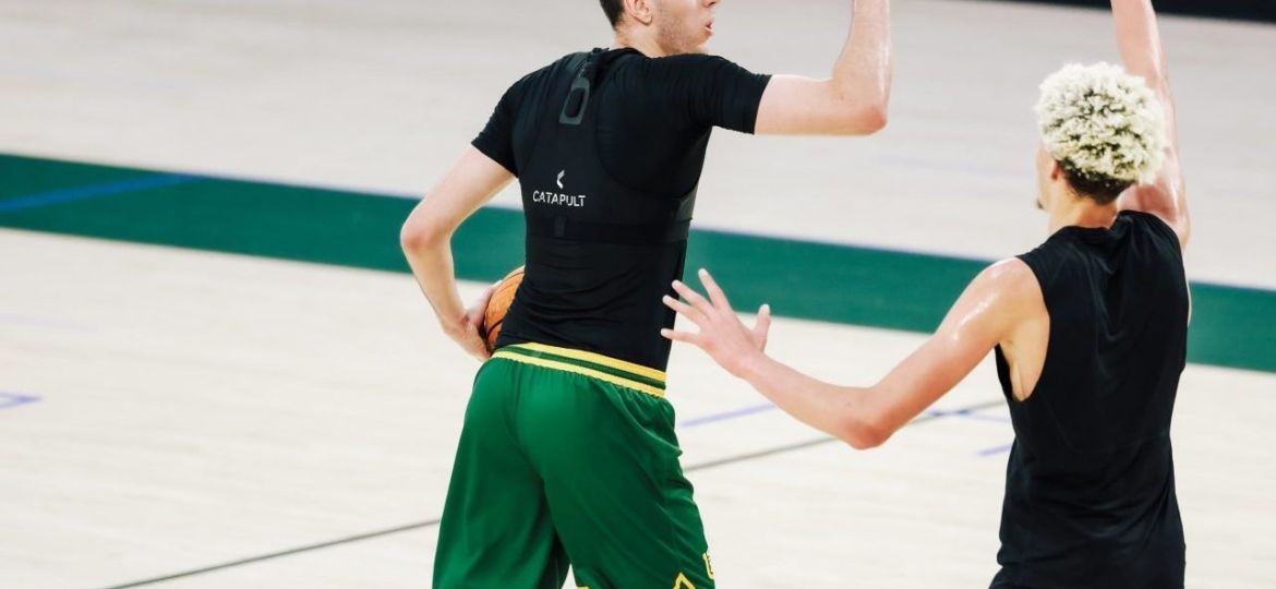 Guillermo Díaz-Graham en un entrenamiento de verano (@USFDonsMBB)