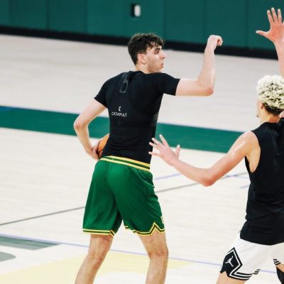 Guillermo Díaz-Graham en un entrenamiento de verano (@USFDonsMBB)