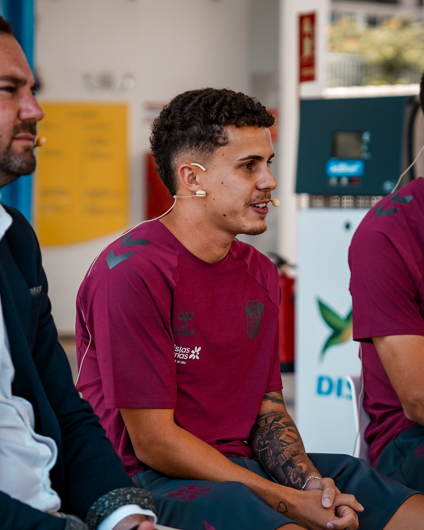 Jeremy Jorge en su presentación (CD TENERIFE)