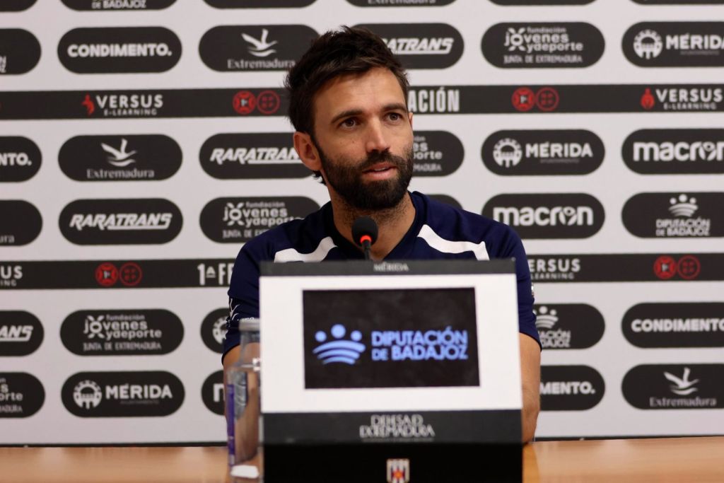 Fran Beltrán en sala de prensa (AD MÉRIDA)