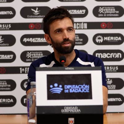 Fran Beltrán en sala de prensa (AD MÉRIDA)