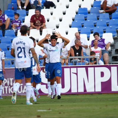 Juanjo-Sánchez|Nacho Gil Tenerife|Juanjo Tenerife|De Miguel durante el partido (CD TENERIFE)