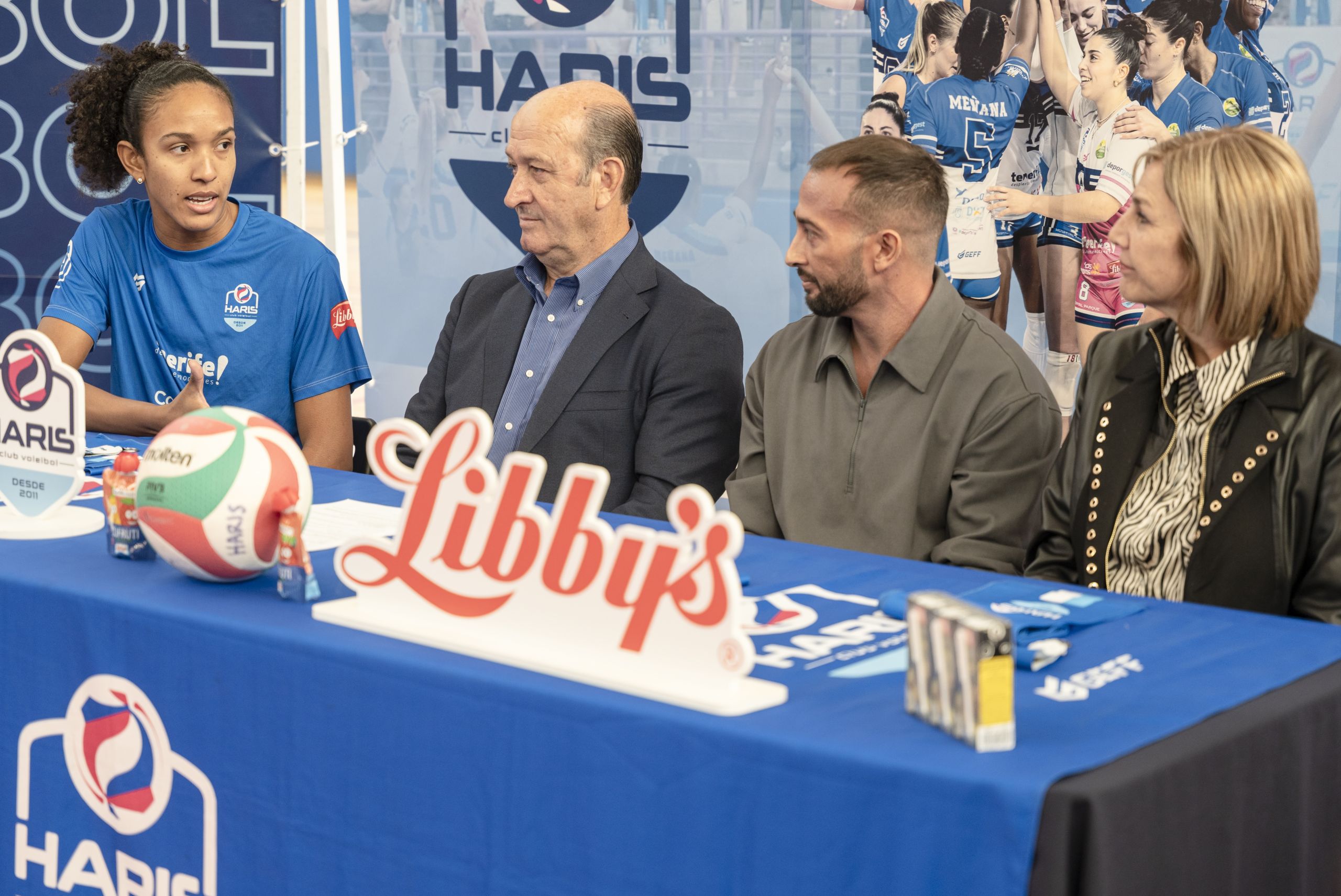 El equipo lagunero celebró un Media Day con autoridades y jugadoras para hablar del reto que arranca este viernes en Menorca ante CAV Esquimo (CEDIDA)
