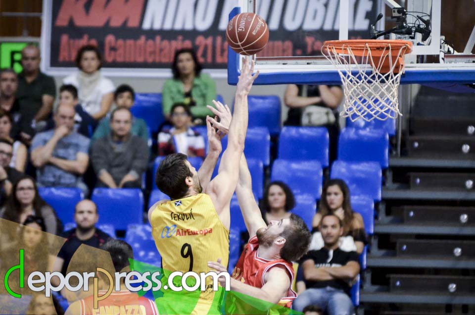 Blagota Sekulic durante su etapa de aurinegro (DEPORPRESS)