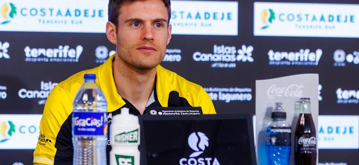 Tim Abromaitis en sala de prensa. (CB Canarias)