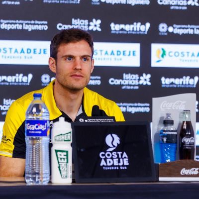 Tim Abromaitis en sala de prensa. (CB Canarias)