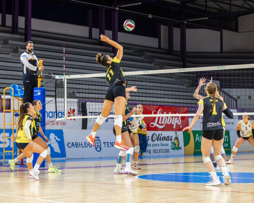 La receptora argentina seguirá de aurinegra la próxima temporada (CEDIDA)