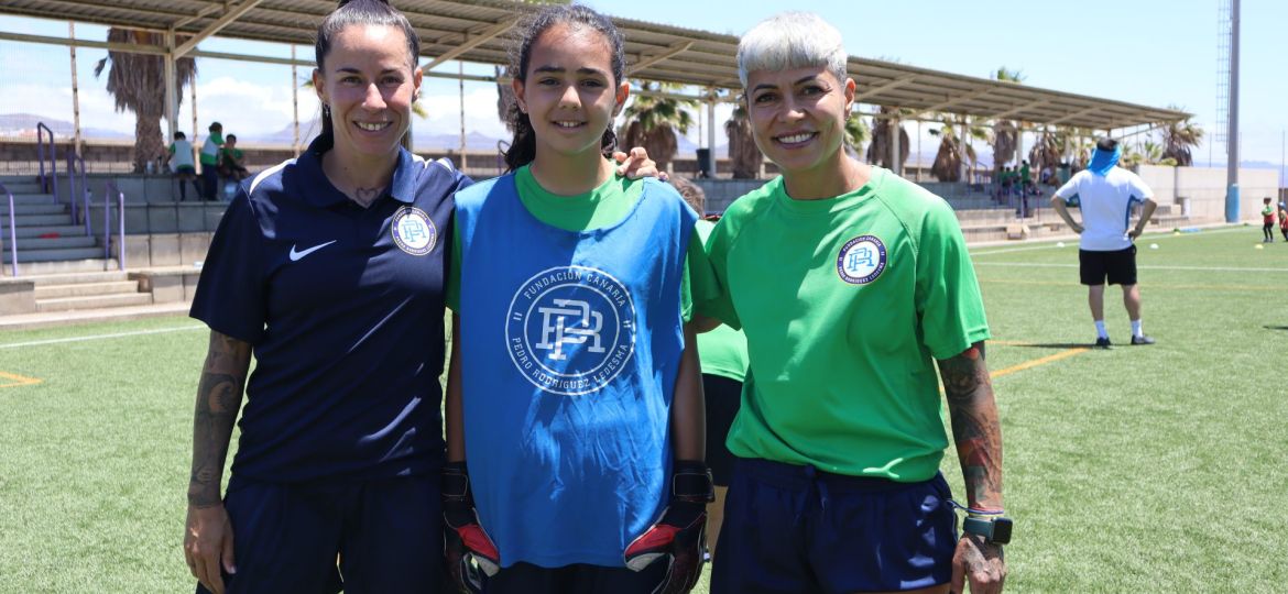 Pisco y María José (CD TENERIFE FEMENINO)