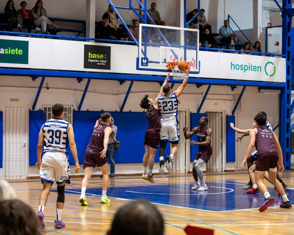 IMG_7561|El RCNT cae en casa contra Zentro Basket