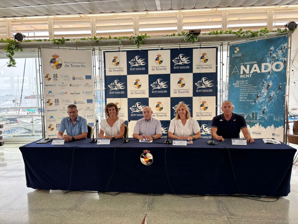 IV Travesía a Nado RCNT