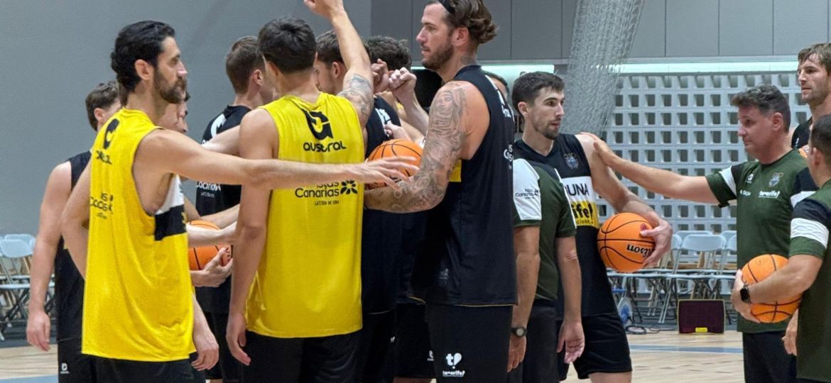 Imagen de un entrenamiento de La Laguna Tenerife (CB CANARIAS)