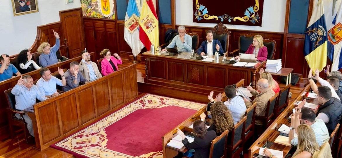 Imagen de un pleno de Los Realejos (AYUNTAMIENTO LOS REALEJOS)