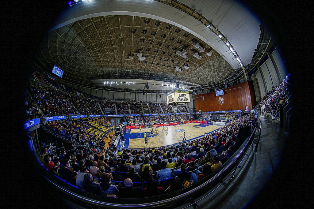 Imagen del Santiago Martín (CB CANARIAS)
