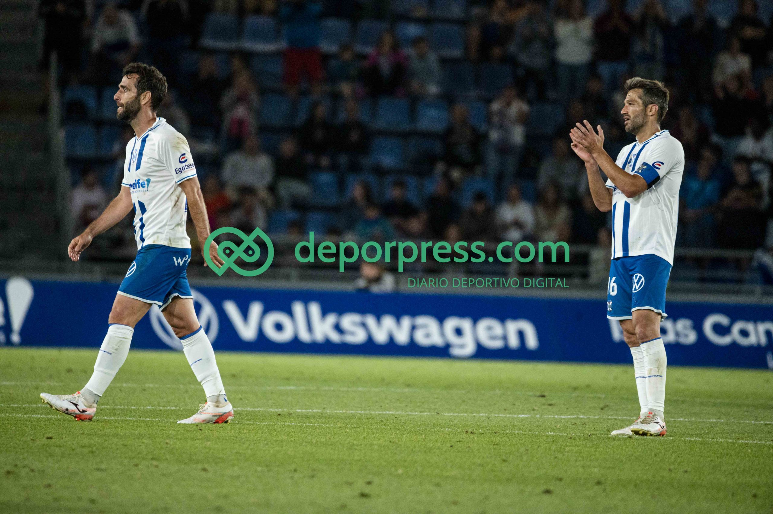Carlos Ruiz, en el momento de retirarse. (DEPORPRESS)