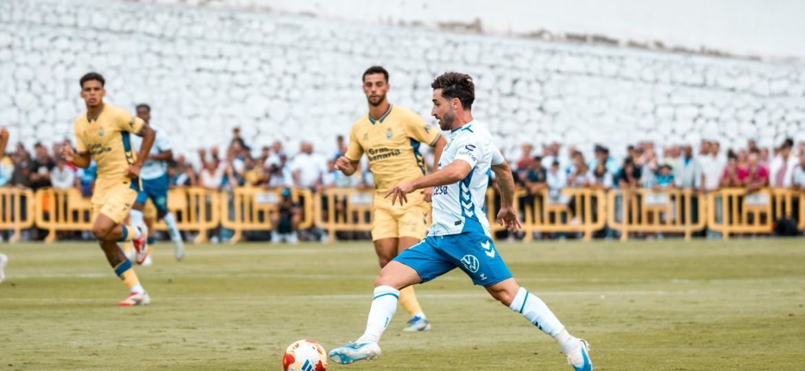 Imagen del Tenerife- Las Palmas (CD TENERIFE)