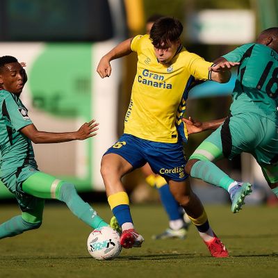 Imagen del primer amistoso del conjunto amarillo (@UDLP_Oficial)